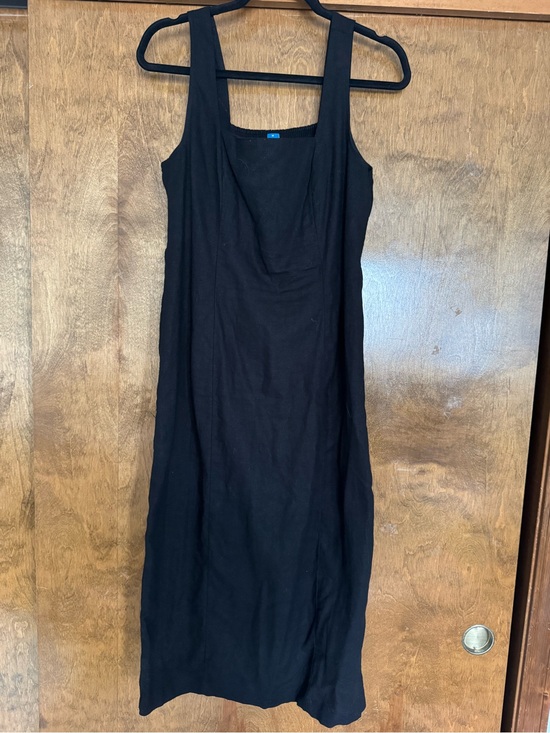 Old Navy Dresses & Skirts - Old Navy Black Sleeveless Midi Dress